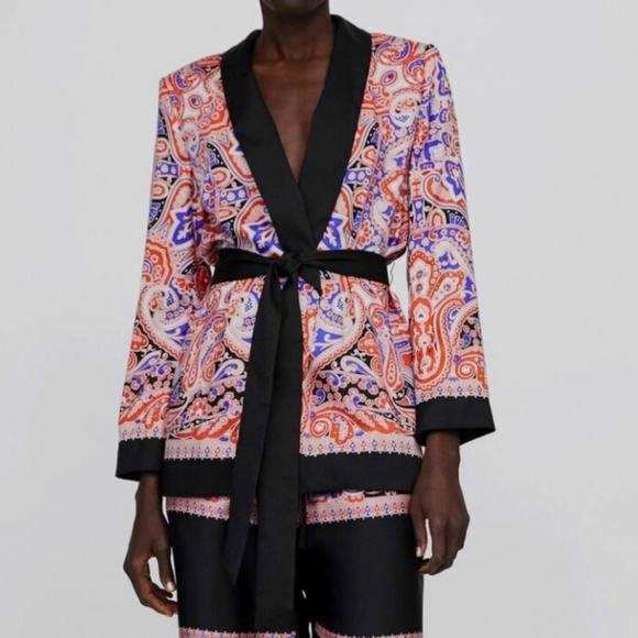 ZARA Blazer - Picture 1 of 3